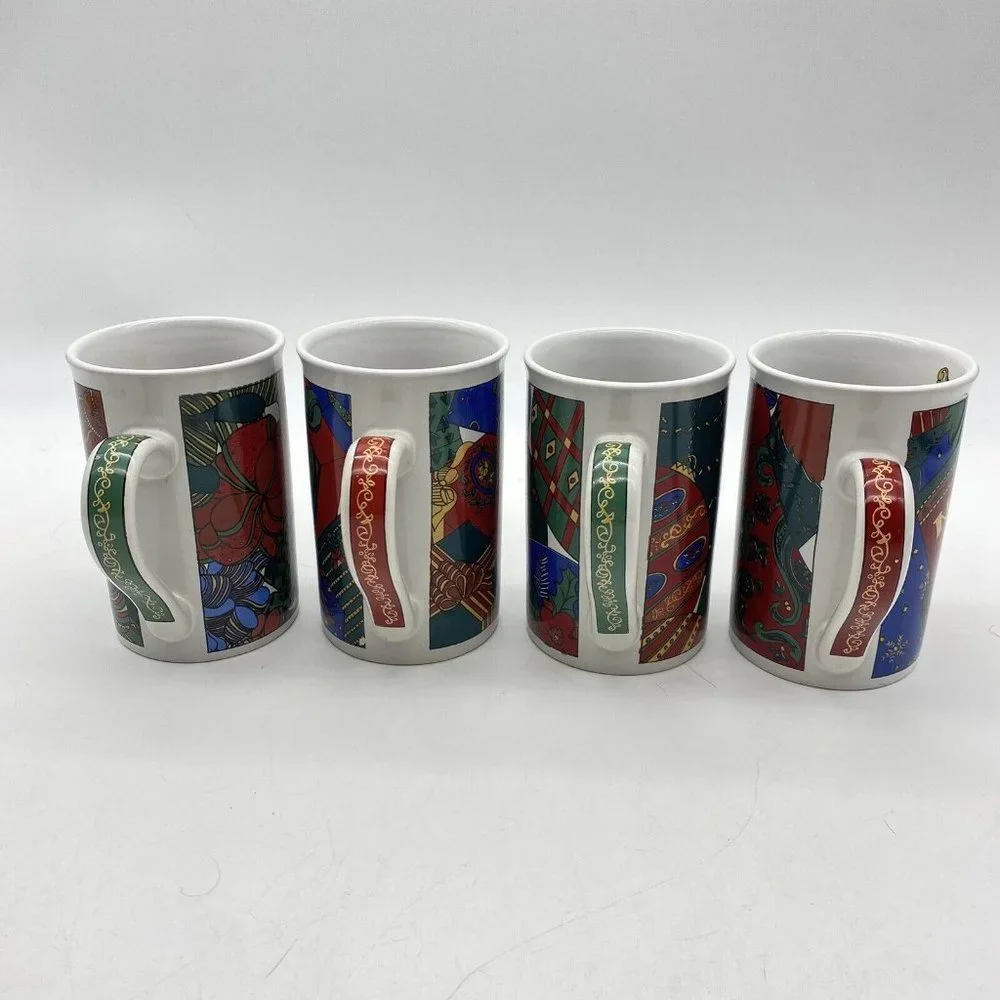 VTG 90s Christmas Porcelain Mug Set of 4 Metal Wicker Caddy‎ Holiday Festive Y2K